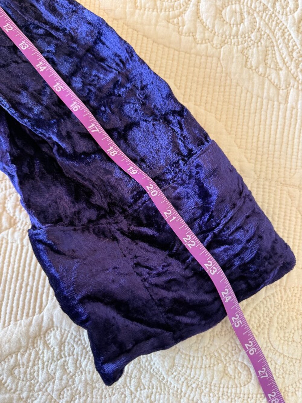 Luxurious purple crushed velvet long robe with beaded waist detail. - Picture 7 of 8